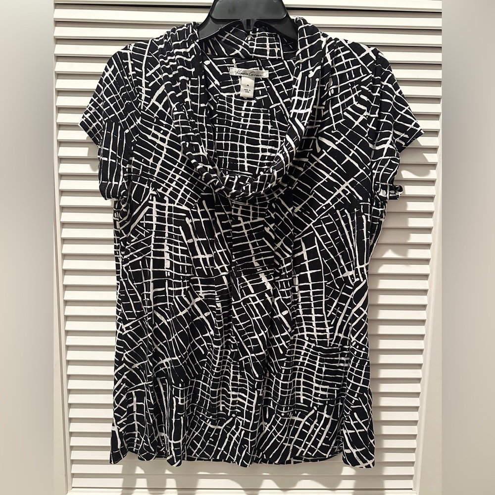 Kenneth Cole New York Black & White Abstract Print Blouse Size M